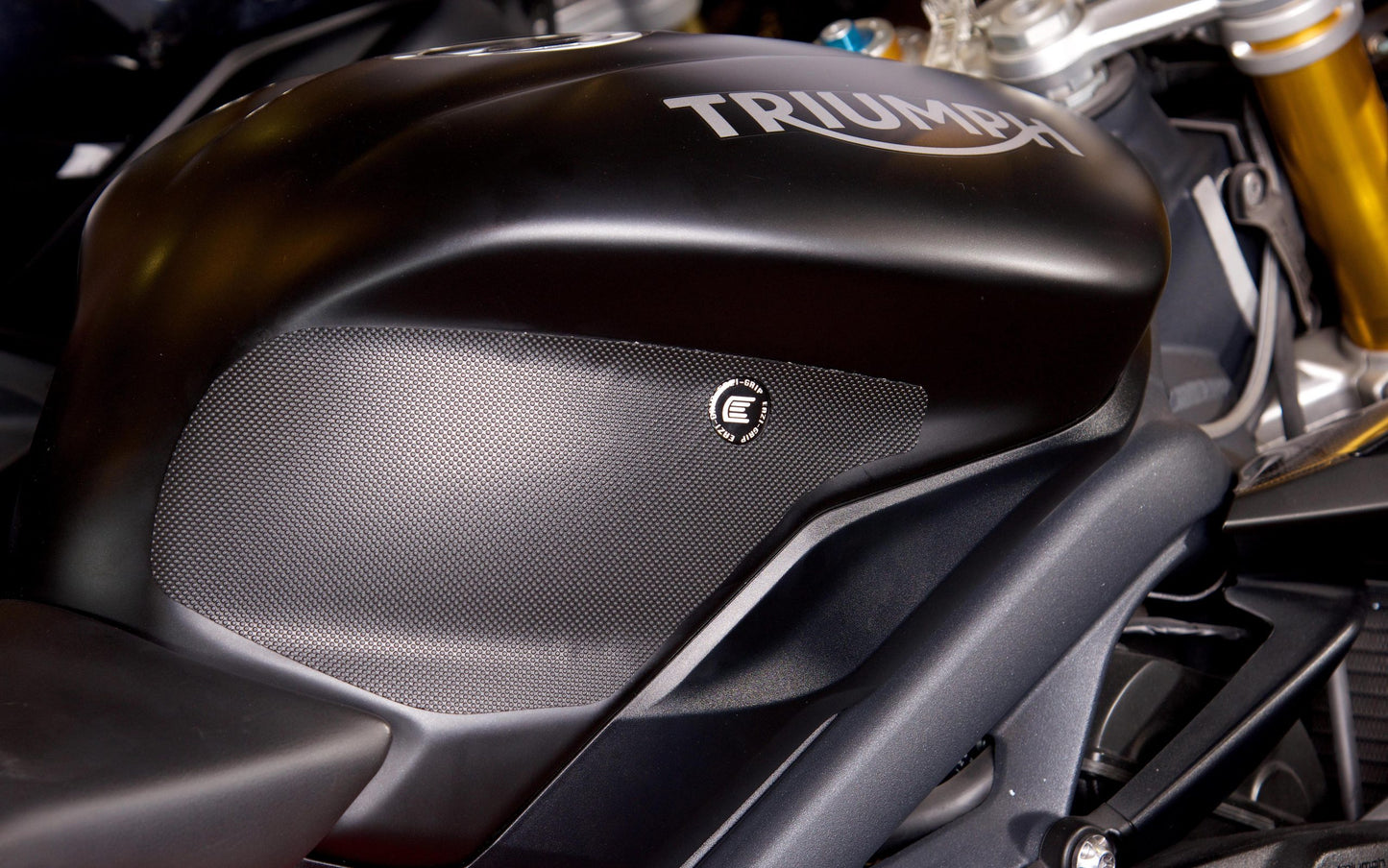 Eazi-Grip Tank Grip for Triumph Daytona 675 PRO Black